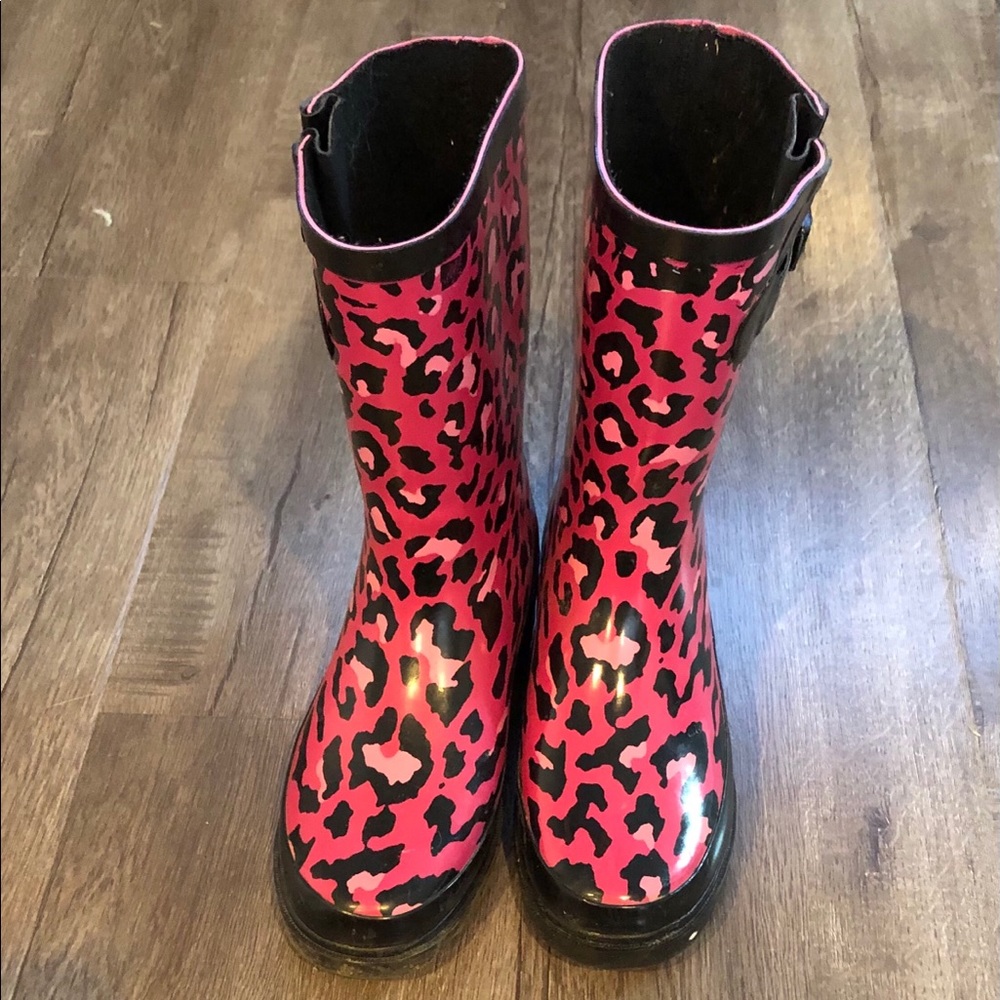 Rain boots
